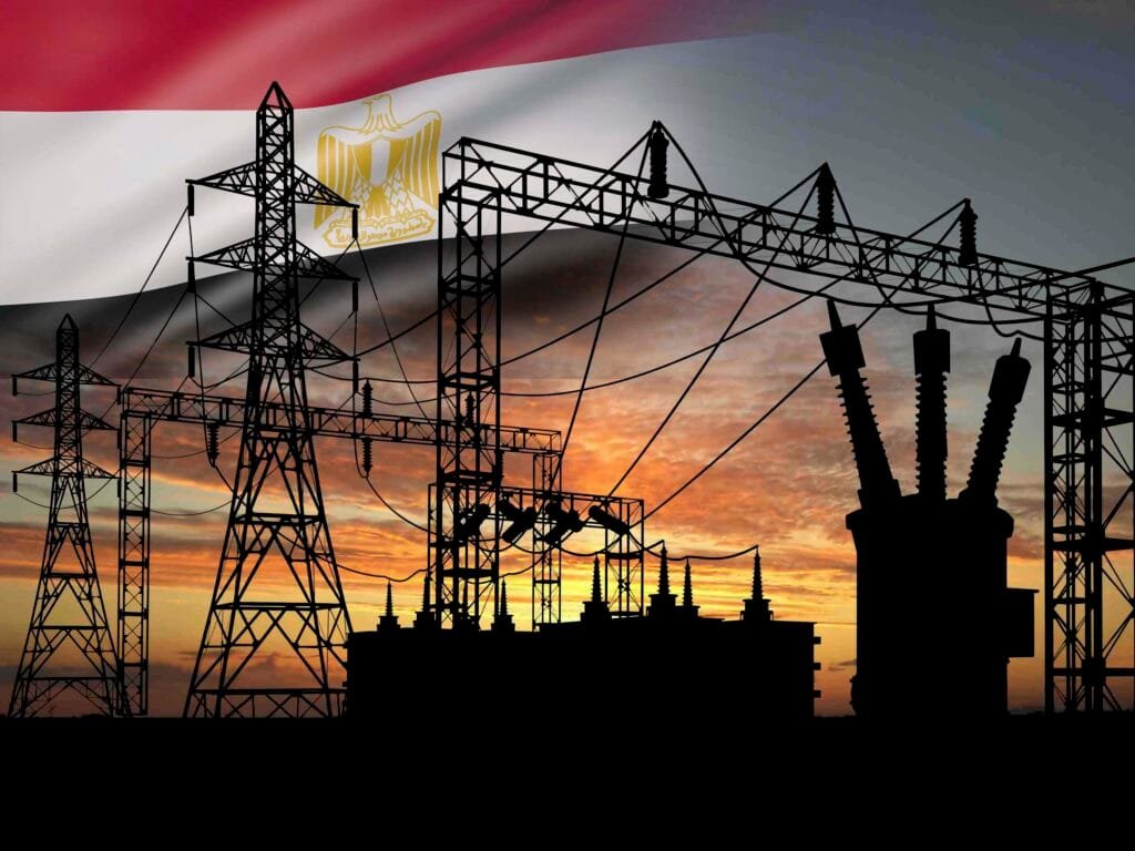 وزير الكهرباء يتفقد مشروعات تغذية الدلتا الجديدة