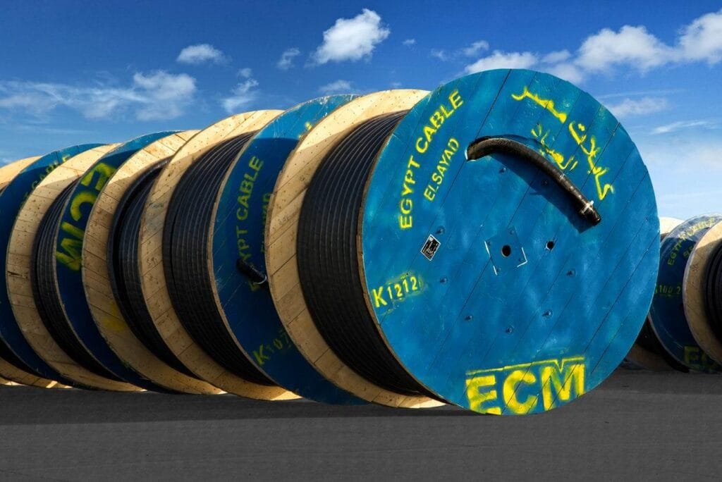 الكابلات الكهربائية المصرية.. تقر ترحيل الأرباح رغم ارتفاع الإيرادات والأرباح السنوية