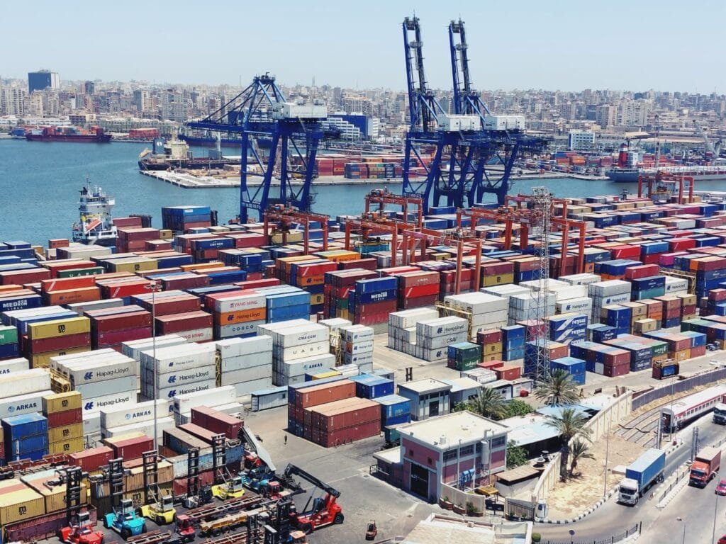 واي شيبنج تطلق خدمة جديدة تربط ميناء الإسكندرية بالهند وتركيا