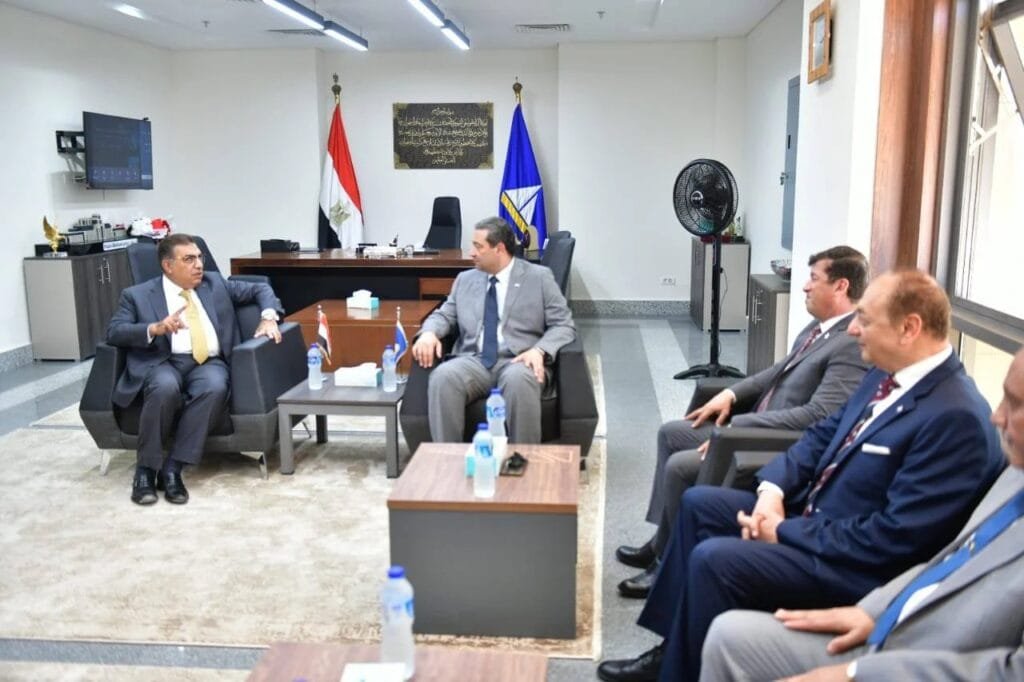 اجتماع تنسيقي لتطبيق الحدود الإدارية بين الدقهلية ودمياط