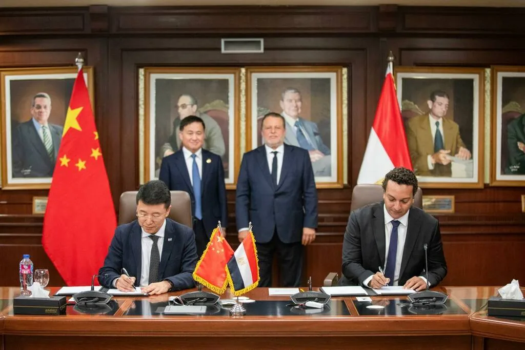 تعزيز التعاون المالي بين مصر والصين خلال زيارة محافظ البنك المركزي الصيني