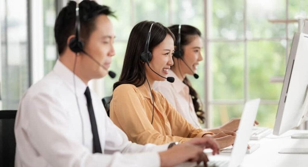 رئيس الوزراء يؤكد تحقيق أرباح في سرعة الاستجابة لشكاوى المواطنين وجودة الخدمات