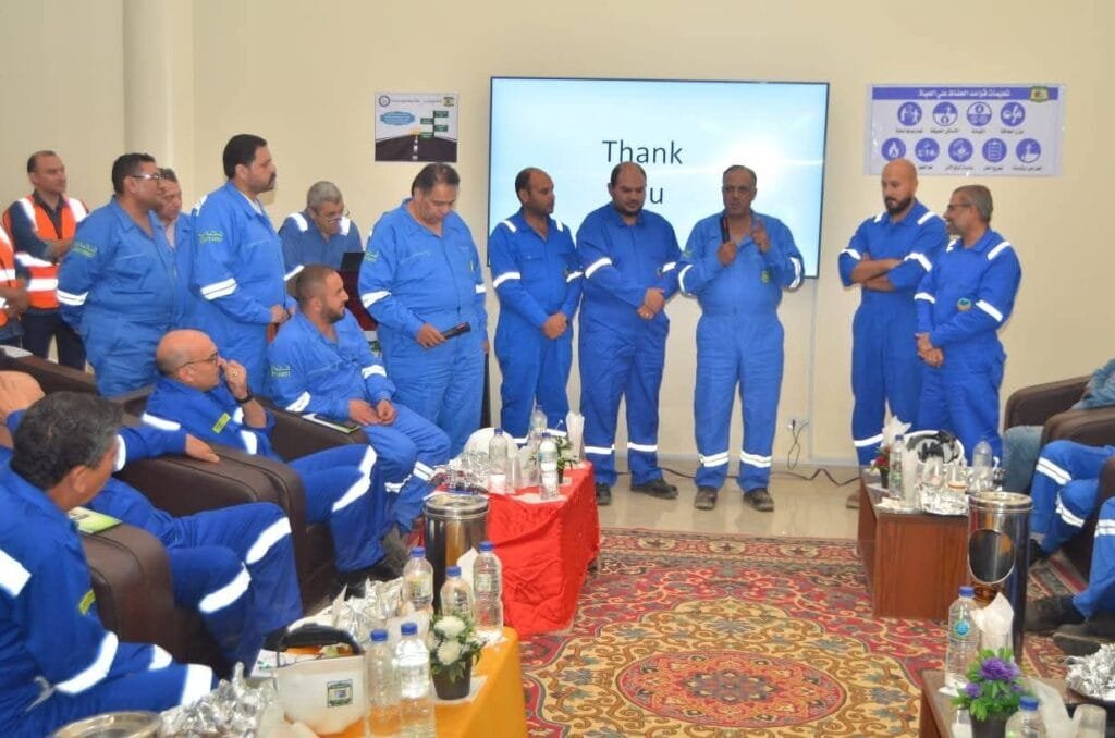 رئيس الهيئة المصرية للبترول يتفقد حقول العلمين ويشدد على الاستدامة والكفاءة التشغيلية