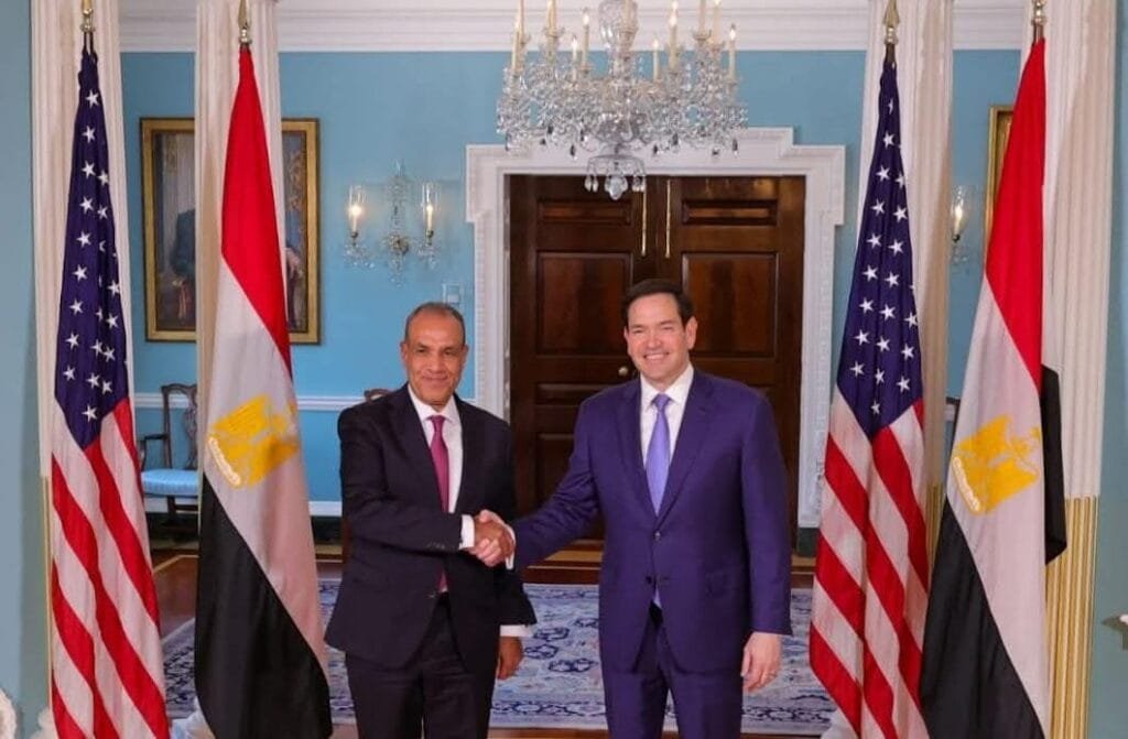 وزير الخارجية والهجرة المصري يلتقي بنظيره الأمريكي في واشنطن لتعزيز العلاقات الثنائية