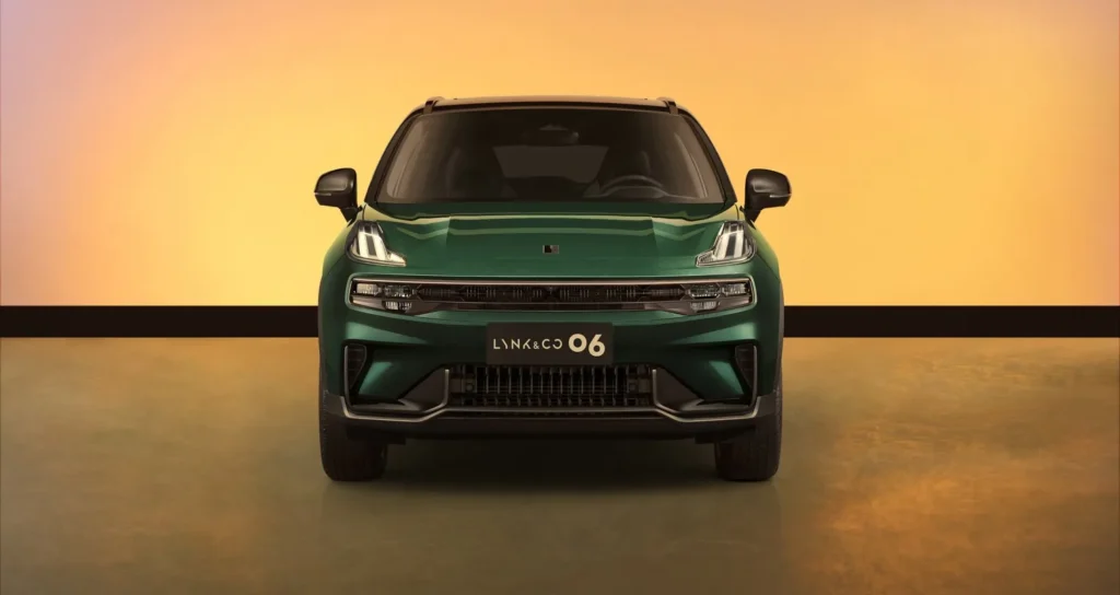 تخفيض 149 ألف جنيه على جميع فئات Lynk&Co 06 في مصر