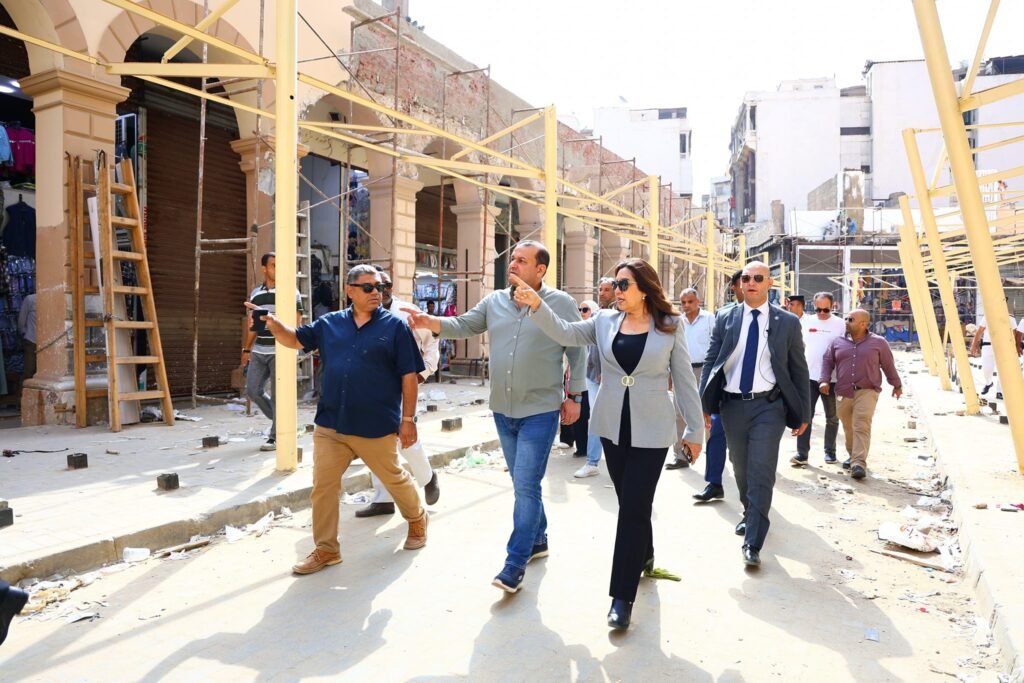 وزيرة التنمية المحلية تتفقد أعمال تطوير سوق العتبة بتكلفة 38 مليون جنيه
