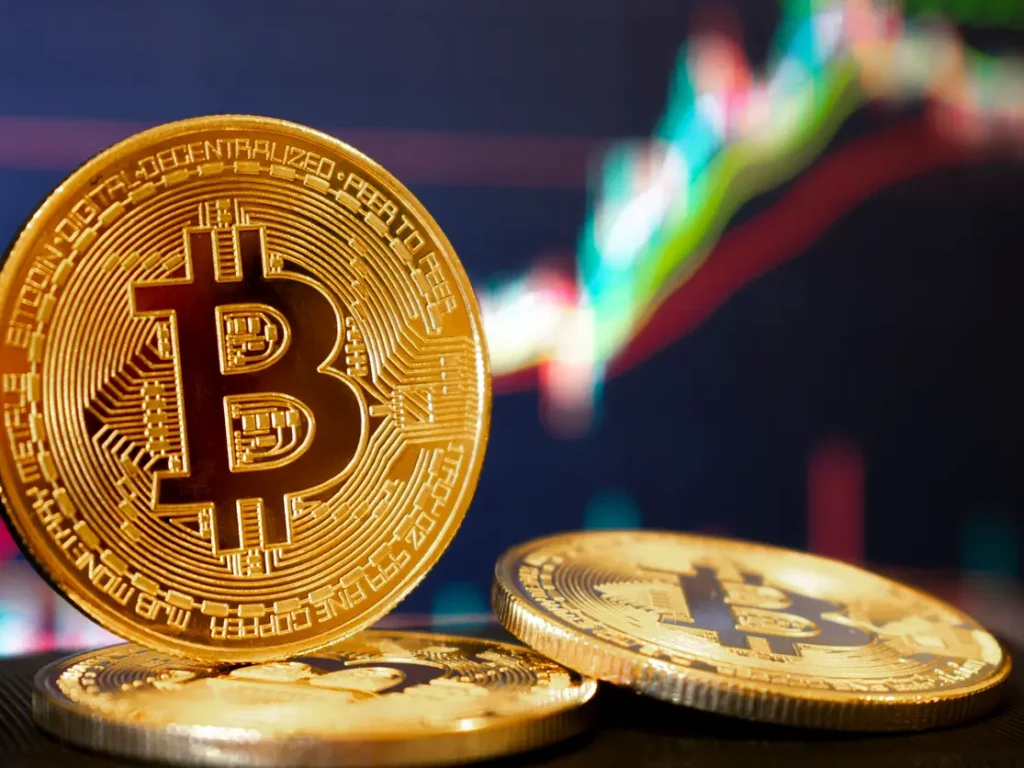 بيتكوين تسجل مستويات قياسية جديدة وتتجاوز 124 ألف دولار في تعاملات الخميس