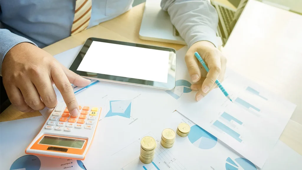 الناتج المحلي الإجمالي يسجل نموًا بـ4.4% خلال العام المالي 2024/2025