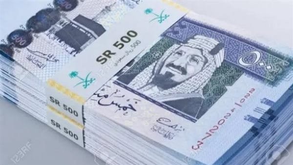 الريال السعودي ينخفض أمام الجنيه المصري في بنوك رئيسية الثلاثاء7 أكتوبر 2025 - 12:32 مساءً الريال السعودي ينخفض أمام الجنيه المصري في بنوك رئيسية الثلاثاء