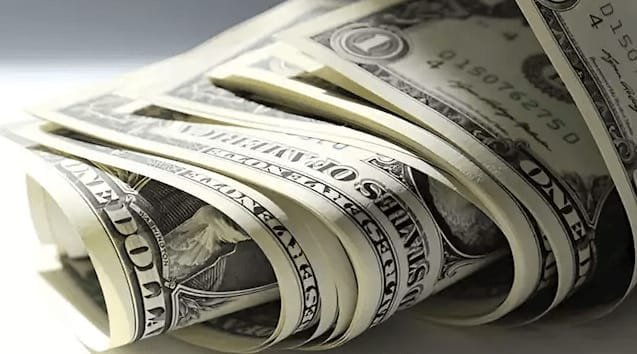 بنك القاهرة يسجل أعلى سعر لبيع الدولار عند 47.73 جنيه25 أكتوبر 2025 - 11:52 صباحًا بنك القاهرة يسجل أعلى سعر لبيع الدولار عند 47.73 جنيه