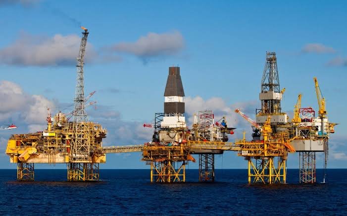 21 اتفاقية جديدة بقيمة 1.1 مليار دولار تدعم قطاع البترول المصري25 أكتوبر 2025 - 12:19 مساءً 21 اتفاقية جديدة بقيمة 1.1 مليار دولار تدعم قطاع البترول المصري