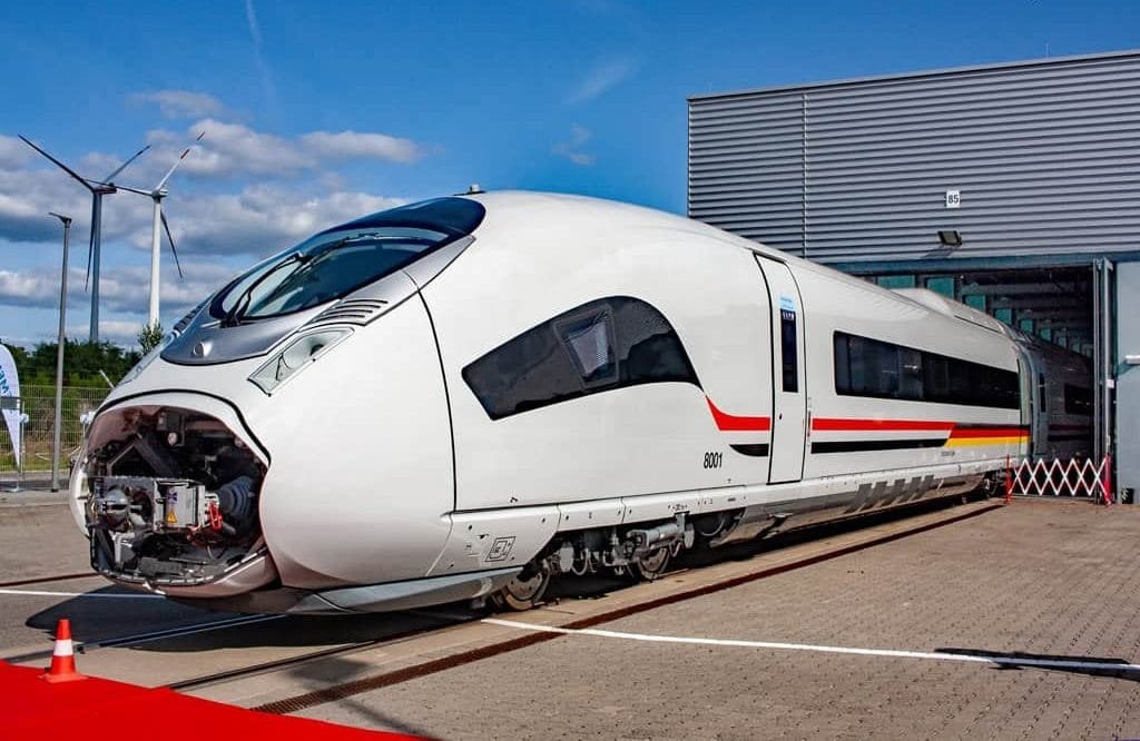 مصر تستعد لعرض أول قطار كهربائي سريع خلال معرض الصناعة والنقل 9 نوفمبر المقبل16 أكتوبر 2025 - 4:30 مساءً مصر تستعد لعرض أول قطار كهربائي سريع خلال معرض الصناعة والنقل 9 نوفمبر المقبل