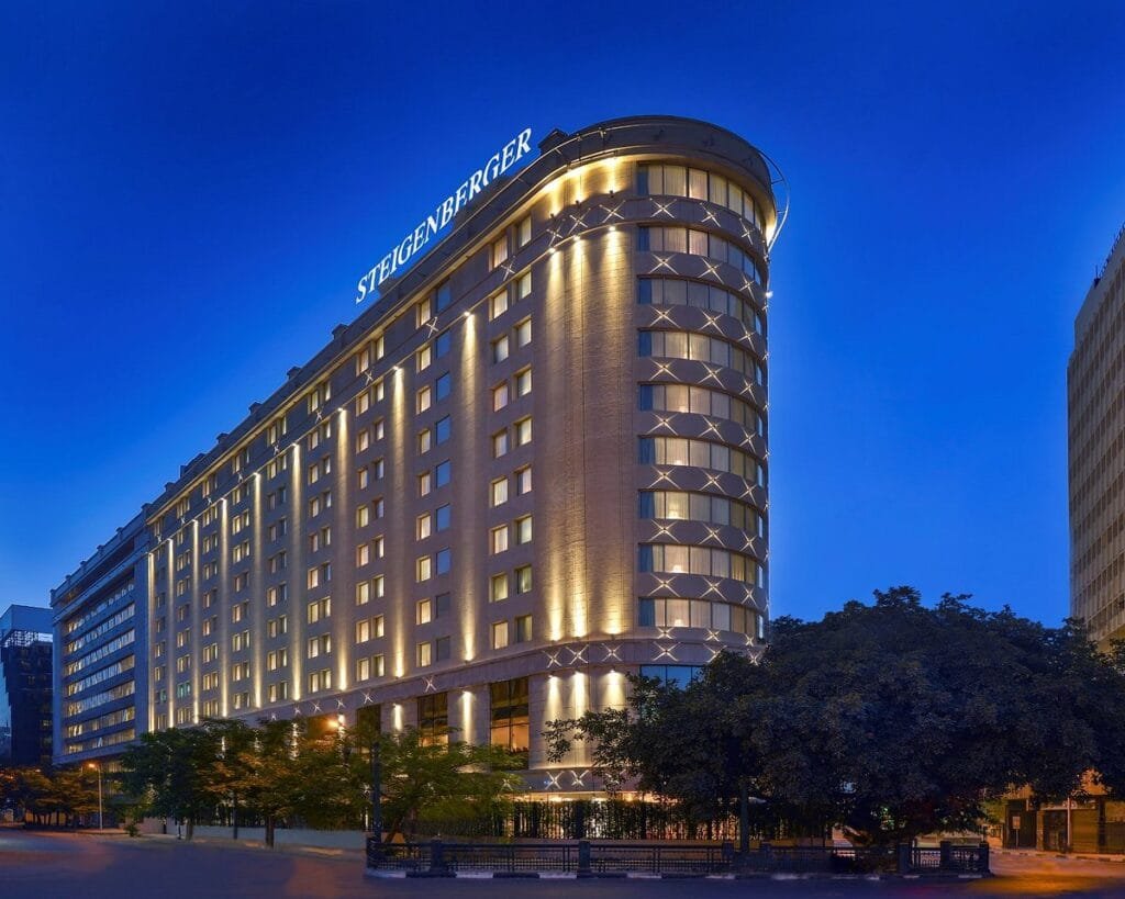 مشروع فندقي وتجاري جديد بالقاهرة الجديدة باستثمارات 15 مليار جنيه26 نوفمبر 2025 - 5:55 مساءً مشروع فندقي وتجاري جديد بالقاهرة الجديدة باستثمارات 15 مليار جنيه