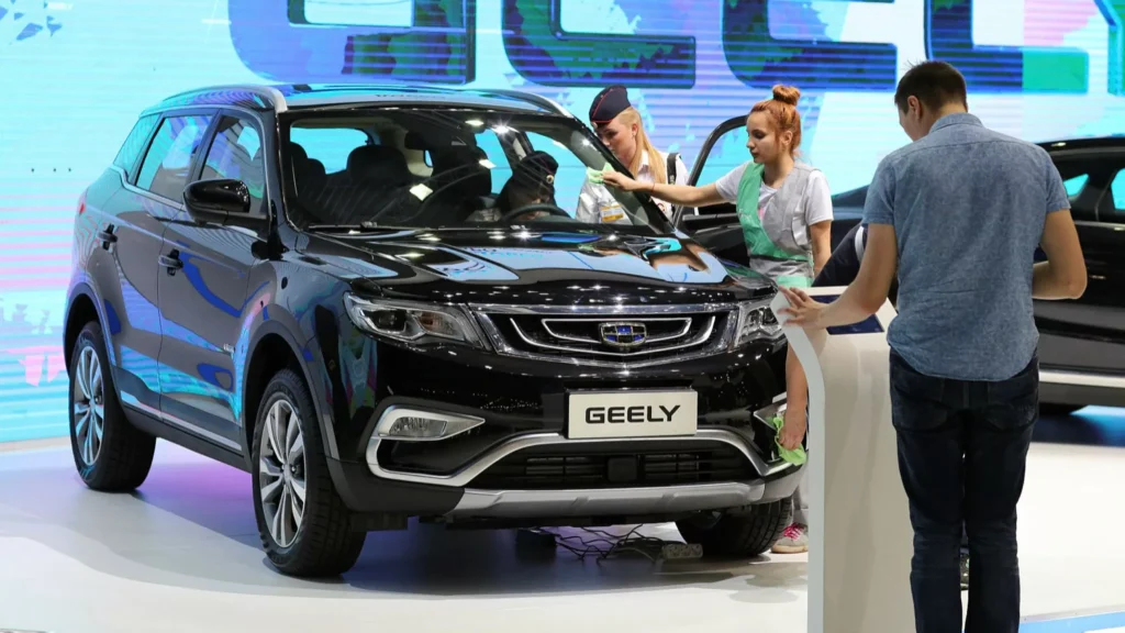 السيارات الصينية تسجل نموًا تاريخيًا بحصة 7.4% من المبيعات الأوروبية1 نوفمبر 2025 - 11:25 صباحًا السيارات الصينية تسجل نموًا تاريخيًا بحصة 7.4% من المبيعات الأوروبية