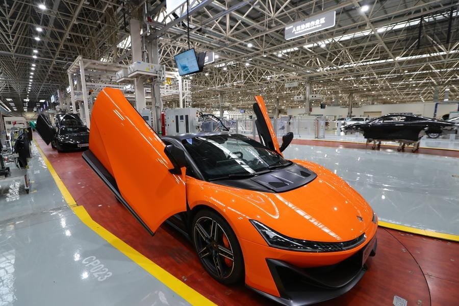 الصين تعزز صادراتها من سيارات الطاقة الجديدة إلى 3.5 مليون سيارة بحلول 202617 ديسمبر 2025 - 12:02 مساءً الصين تعزز صادراتها من سيارات الطاقة الجديدة إلى 3.5 مليون سيارة بحلول 2026