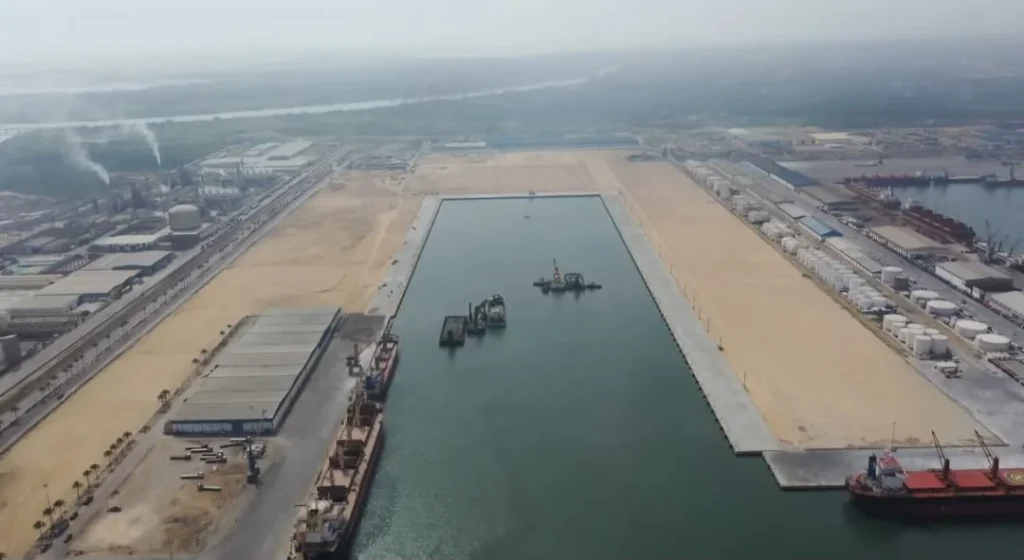 أداء قوي لحركة السفن بميناء دمياط خلال أول 11 شهرًا من 2025