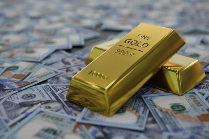 الذهب يواصل الصعود في 2025.. مكاسب قياسية تتجاوز 70%27 ديسمبر 2025 - 12:25 مساءً الذهب يواصل الصعود في 2025.. مكاسب قياسية تتجاوز 70%