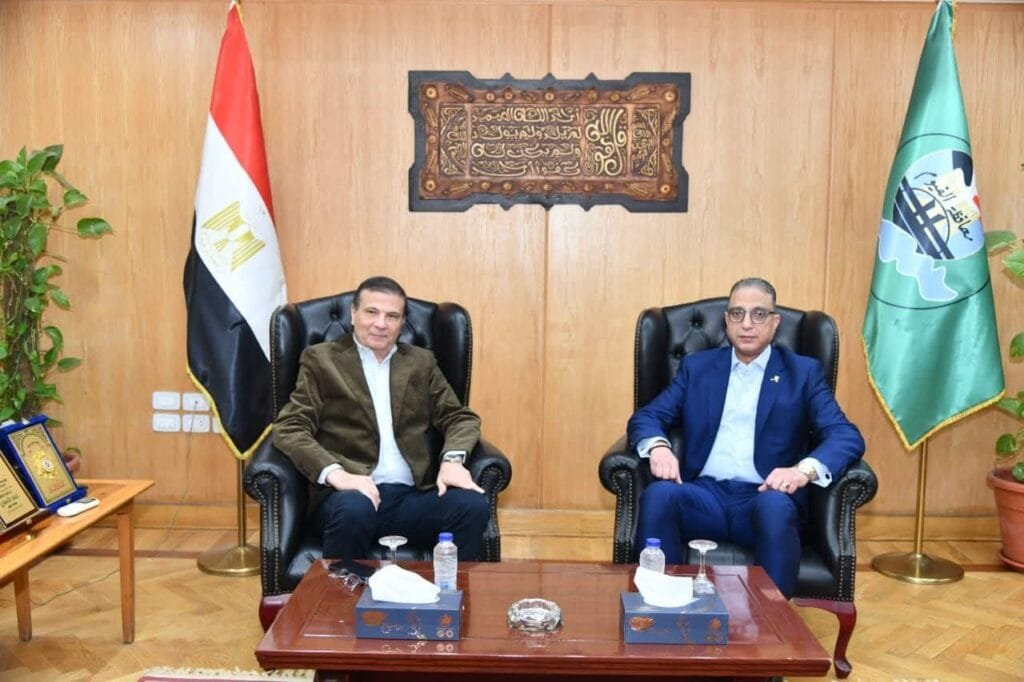 وزير الزراعة: دعم المزارعين وحماية الرقعة الزراعية على رأس أولويات العمل بالفيوم