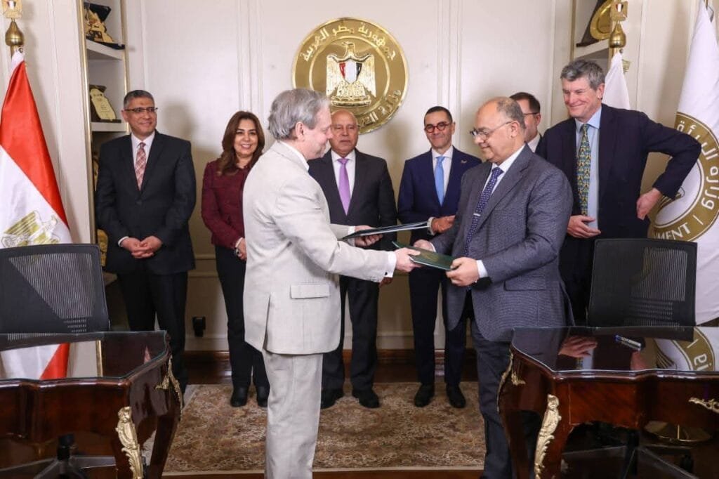 مصر توقع اتفاقية بـ4.2 مليار دولار لإدارة المخلفات الصلبة بشبرامنت28 يناير 2026 - 11:50 صباحًا مصر توقع اتفاقية بـ4.2 مليار دولار لإدارة المخلفات الصلبة بشبرامنت