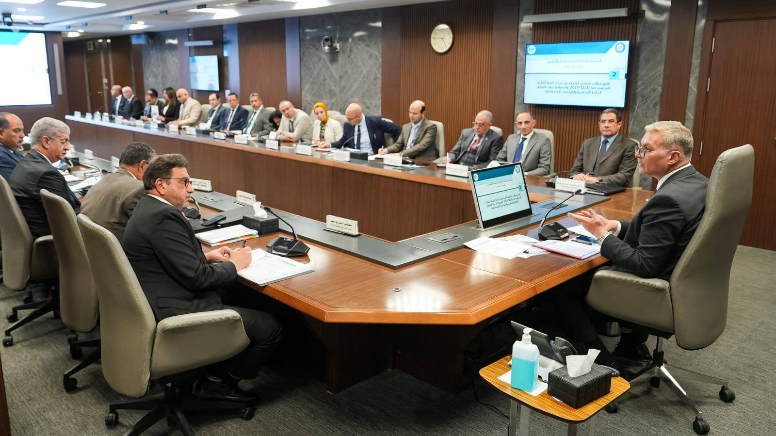 "خدمات البترول البحرية" توقّع عقوداً بـ 310 ملايين دولار في 2025