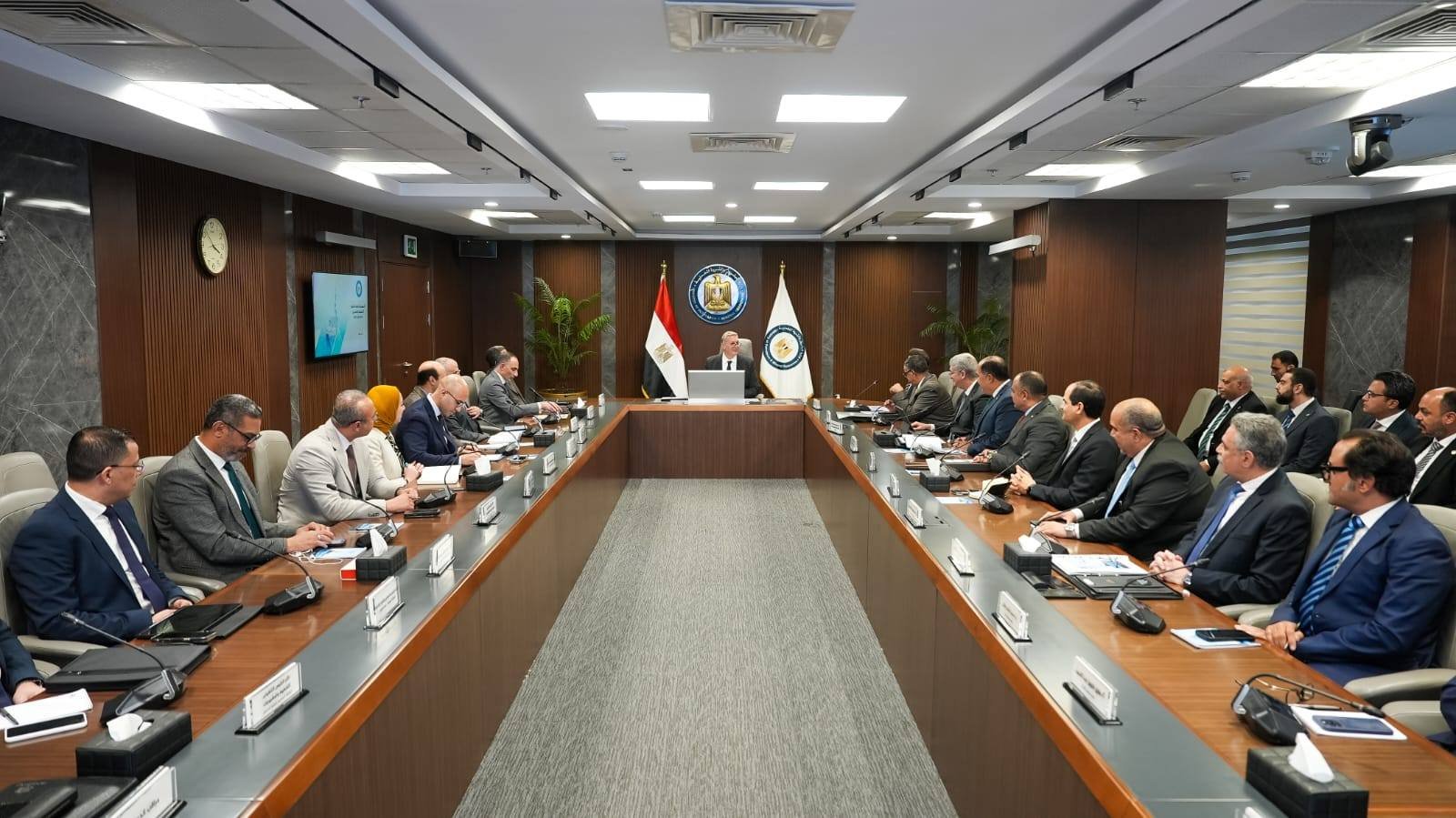 "خدمات البترول البحرية" توقّع عقوداً بـ 310 ملايين دولار في 2025