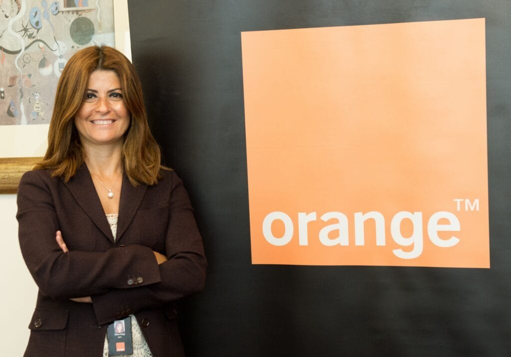 مها ناجي من أورنچ مصر تحصد جائزة “أفضل قائد استراتيجي للاتصال المؤسسي” عالميًا