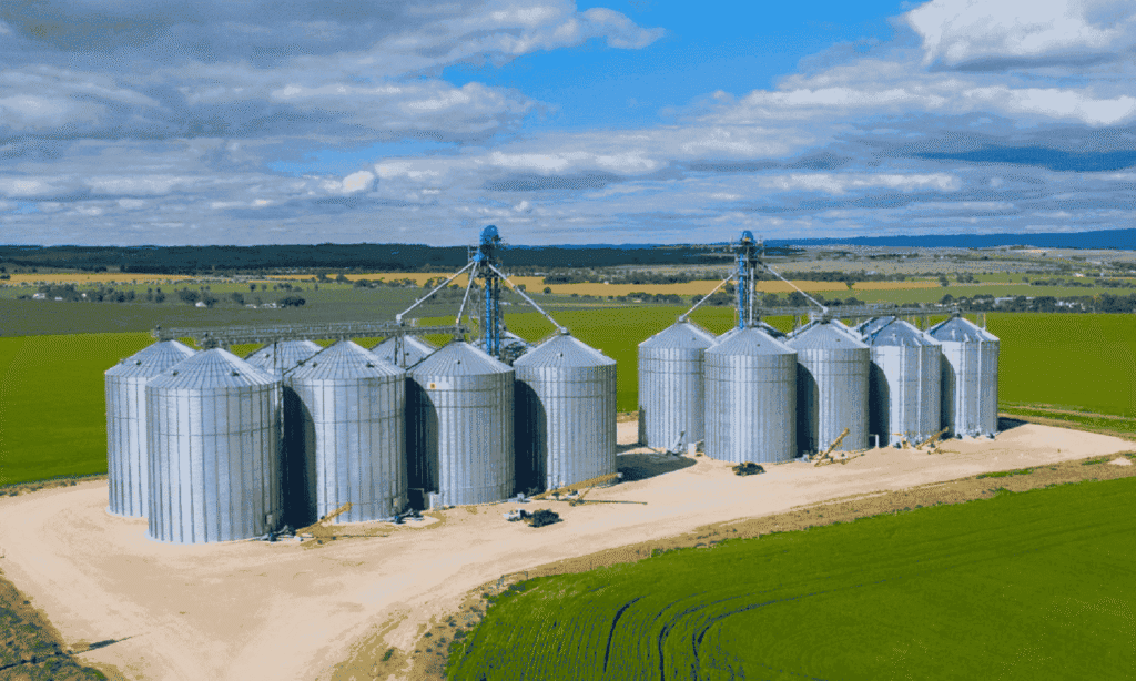 «مطاحن جنوب القاهرة» تسند مشروعاً عقارياً بفيصل وتقر تعويضات بـ 3.9 مليون جنيه18 فبراير 2026 - 6:55 مساءً «مطاحن جنوب القاهرة» تسند مشروعاً عقارياً بفيصل وتقر تعويضات بـ 3.9 مليون جنيه