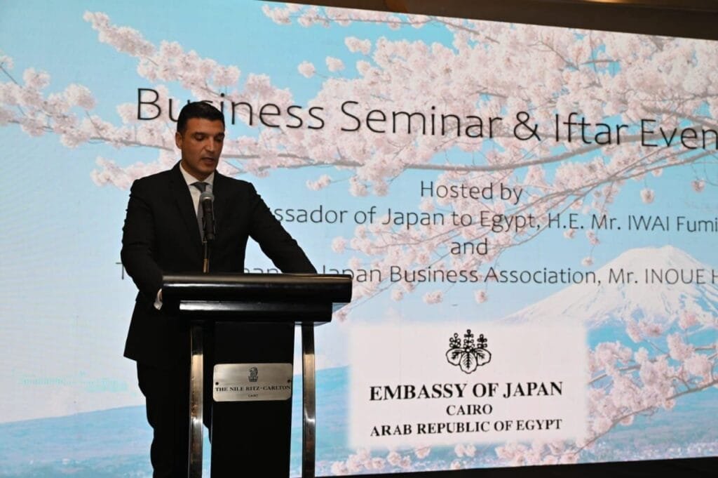 وزير الصناعة يدعو الشركات اليابانية لإنشاء منطقة صناعية خاصة بقناة السويس