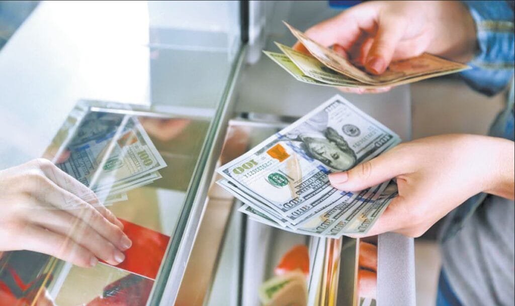 تعاملات الإنتربنك تقفز لـ 600 مليون دولار في يوم واحد بسبب “الأموال الساخنة”2 مارس 2026 - 12:00 صباحًا تعاملات الإنتربنك تقفز لـ 600 مليون دولار في يوم واحد بسبب "الأموال الساخنة"