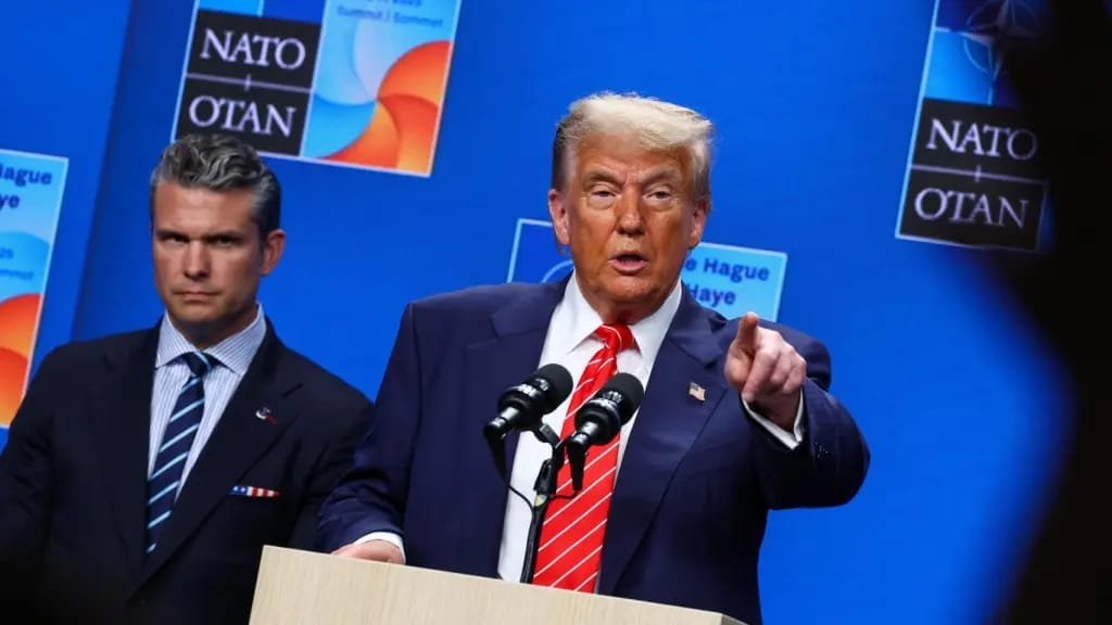 ترامب يوقف جميع التعاملات مع إسبانيا بسبب موقفها من الشرق الأوسط3 مارس 2026 - 9:17 مساءً ترامب يوقف جميع التعاملات مع إسبانيا بسبب موقفها من الشرق الأوسط