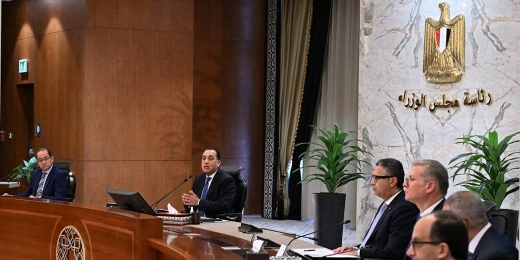 رئيس الوزراء: مصر تتطلع لتعزيز الشراكات مع الشركات العالمية في الطاقة المتجددة والبنية التحتية