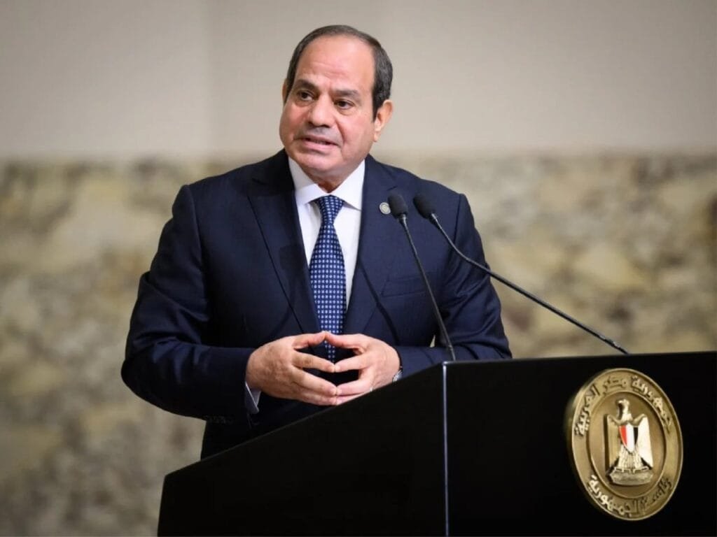 الرئيس السيسي: لا أملك سوى مرتبي والبلد دي بلدنا كلنا مش بتاعتى لواحدي16 مارس 2026 - 12:51 مساءً الرئيس السيسي: لا أملك سوى مرتبي والبلد دي بلدنا كلنا مش بتاعتى لواحدي